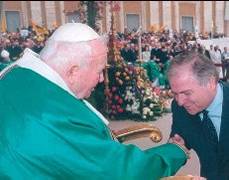 TRAGUARDI SOCIALI / n.15 Marzo / Aprile 2005 :: I lavoratori sono grati a Giovanni Paolo II